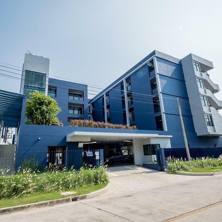 Tassana Place Chonburi Esterno foto