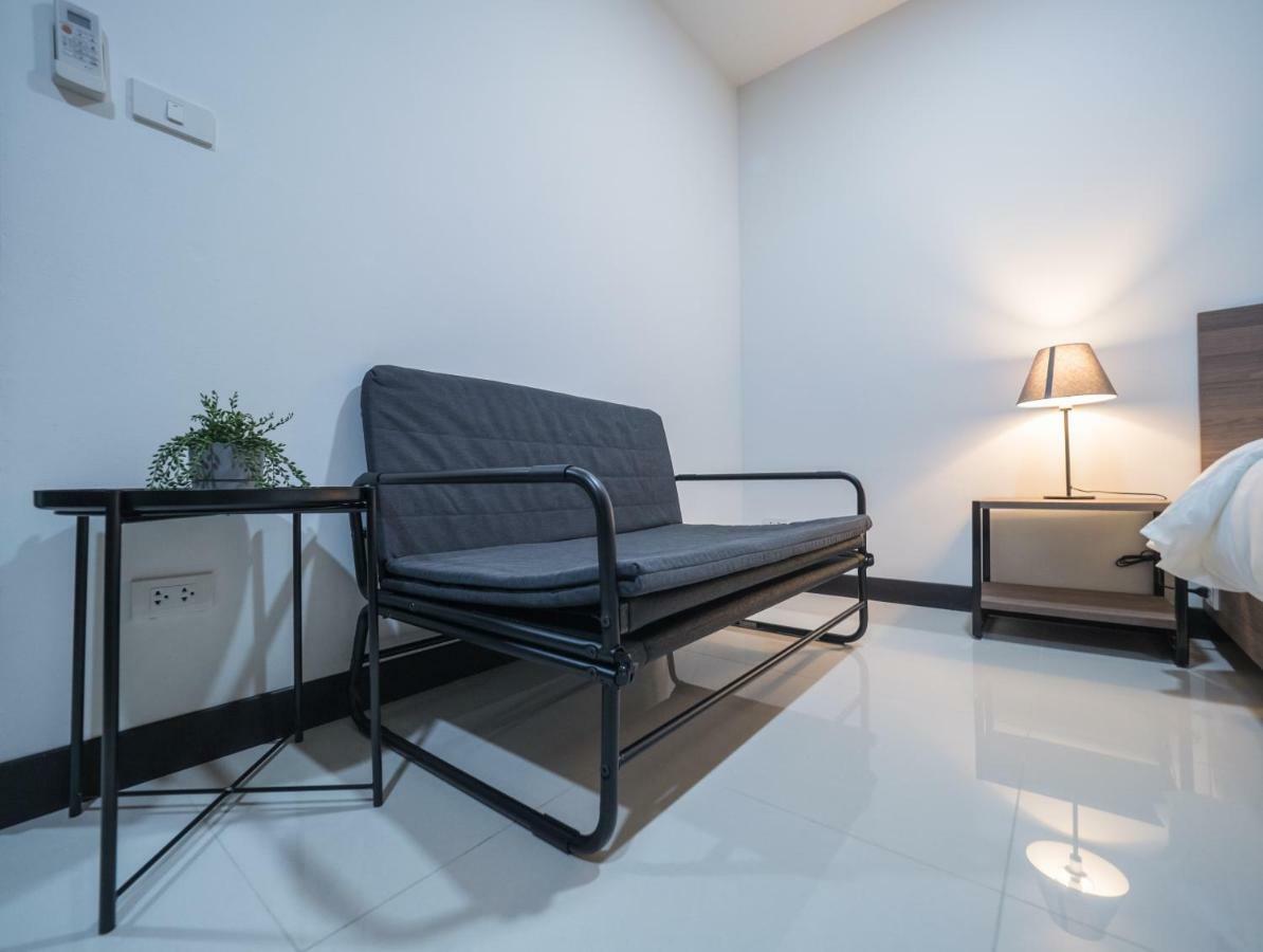 Tassana Place Chonburi Esterno foto